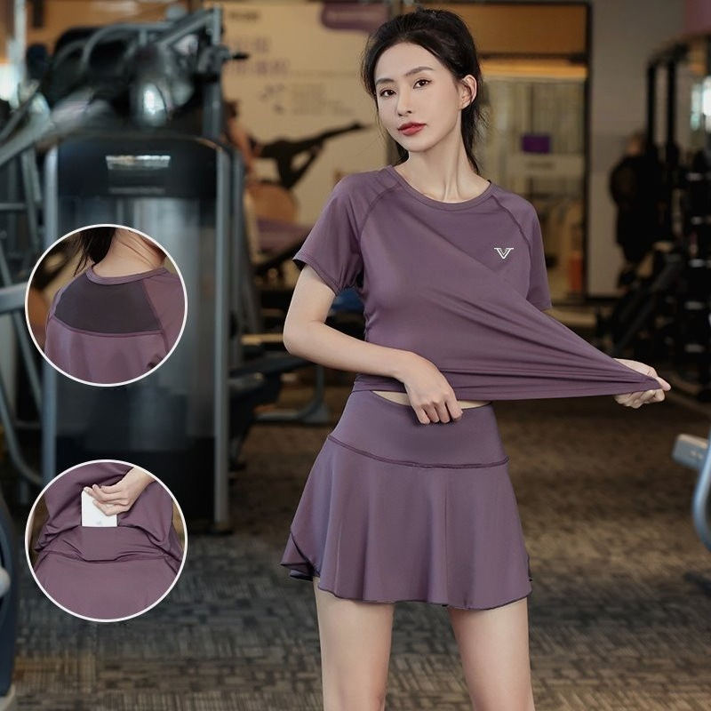 Running Gear Quick Dry - 女性用ランニングスーツ半袖メッシュ電話ポケットプリーツスコート速乾性2ピースワークアウトジムフィットネススポーツトレーニングギア